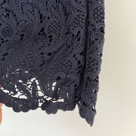 Talbots Blue Short Sleeve Scoop Neck Lace Top Lined | Size 12 - Picture 6 of 13